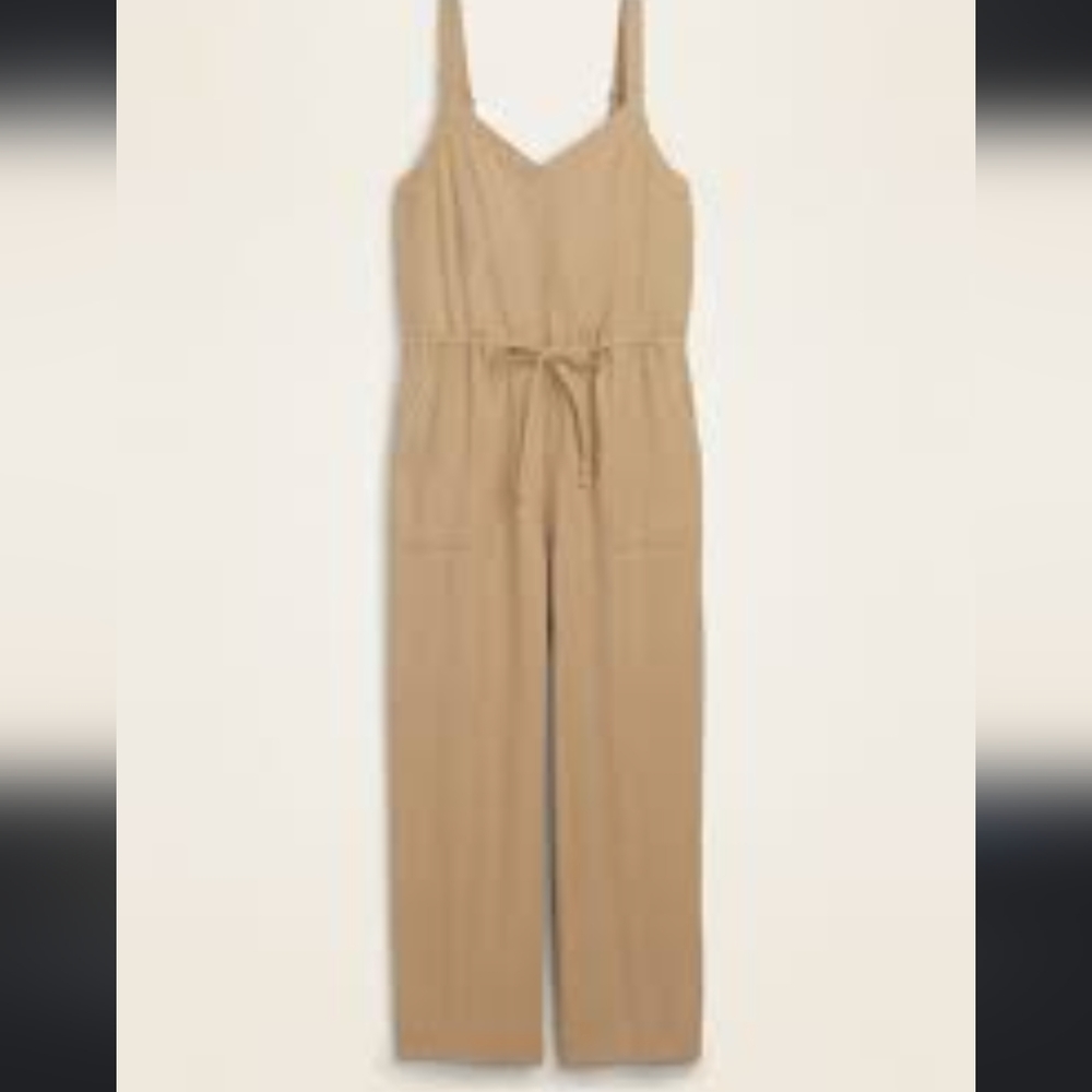 Old Navy Soft Woven Drawstring Waist Vneck Jumpsuit